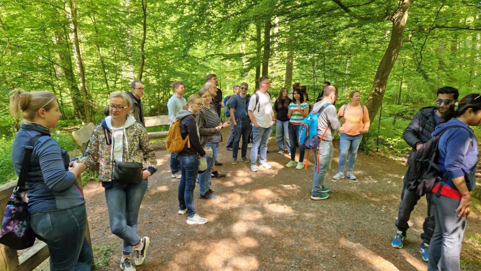 Umtrunk am Wasserrad