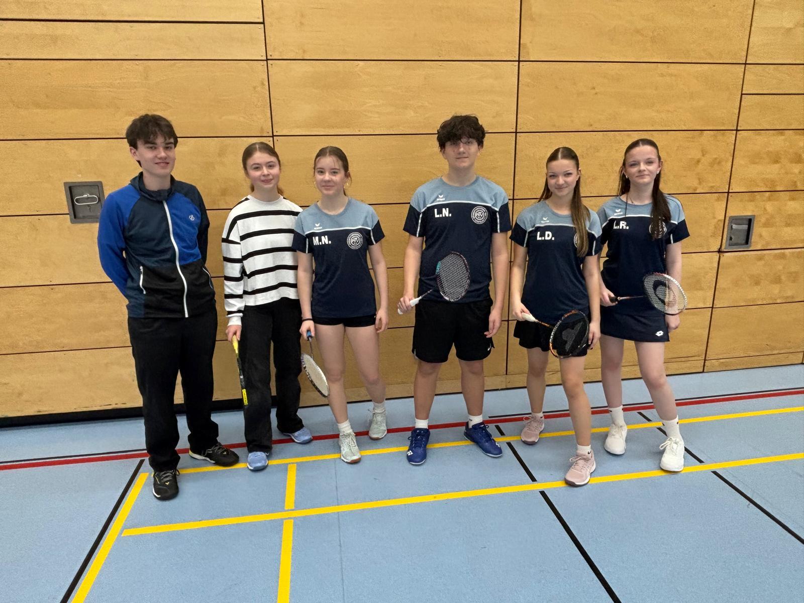 U16 holt sich die Tabellenspitze wieder